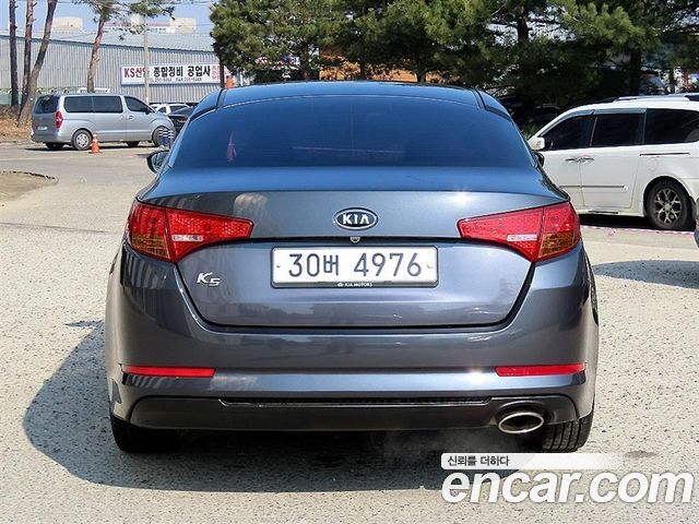 Kia K5 2012 — photo 4