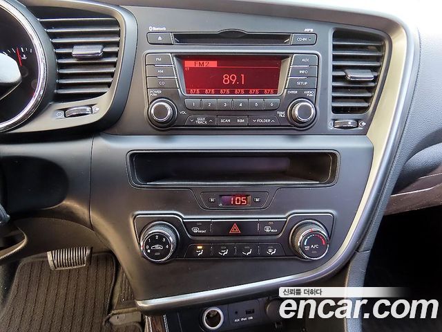 Kia K5 2012 — photo 13