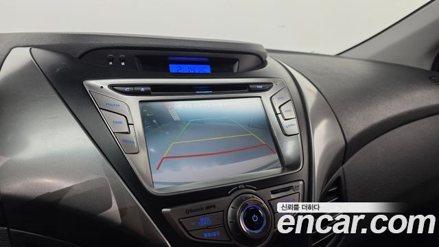 Hyundai AVANTE 2014 — photo 22