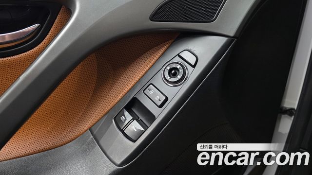Hyundai AVANTE 2014 — photo 29