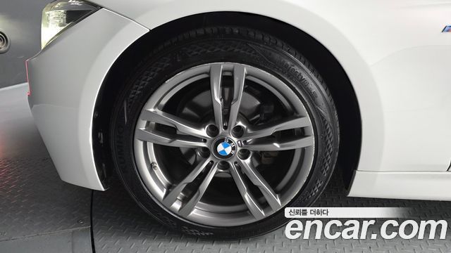 BMW 3-Series 2017 — photo 5