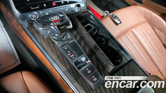 Audi A6 2020 — photo 12