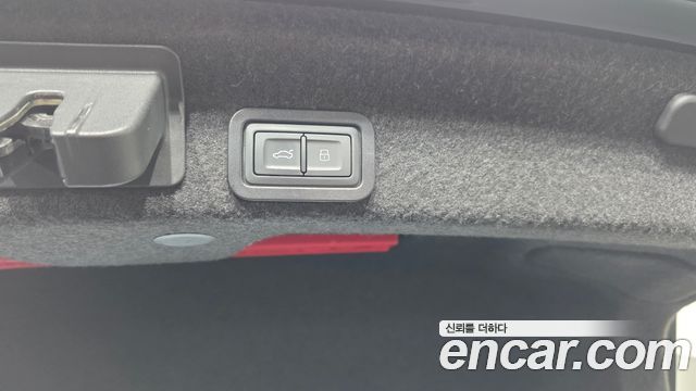 Audi A6 2020 — photo 34