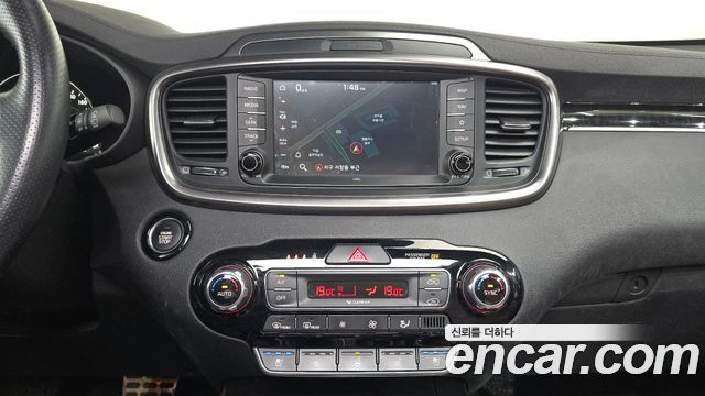 Kia Sorento 2019 — photo 20