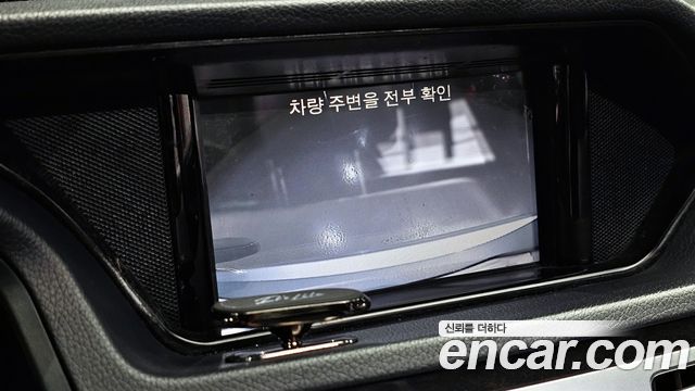 Mercedes-Benz E-Class 2014 — photo 14