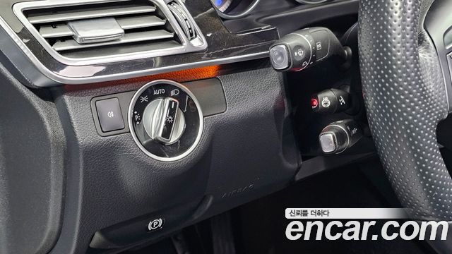 Mercedes-Benz E-Class 2014 — photo 19