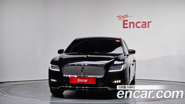 Lincoln Continental 2017 — photo 3