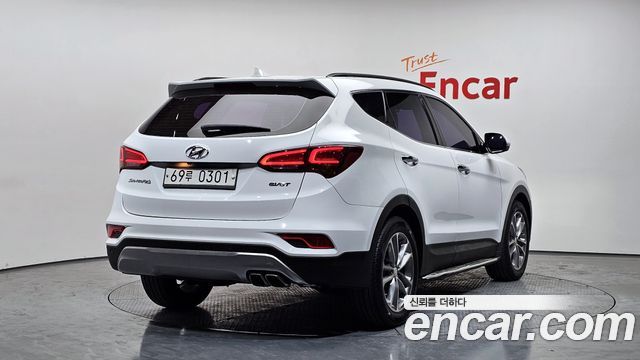 Hyundai Santafe 2016 — photo 2