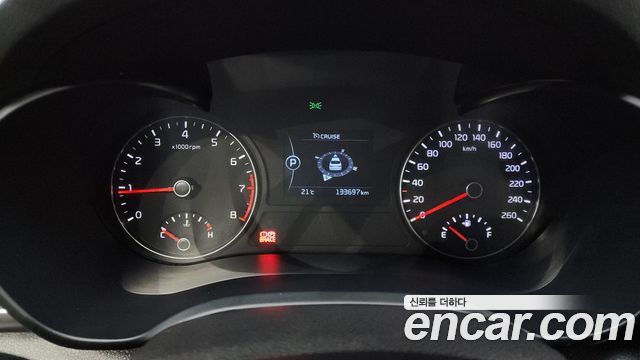 Kia K5 2016 — photo 8