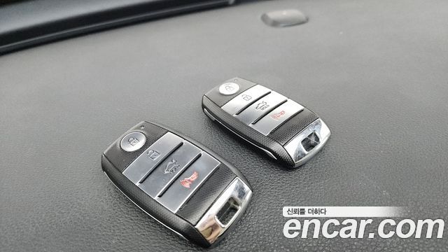 Kia K5 2016 — photo 20