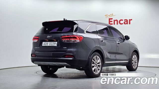 Kia Sorento 2016 — photo 2