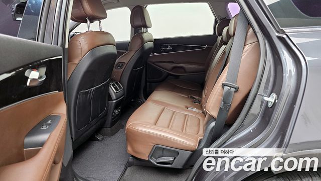 Kia Sorento 2016 — photo 18