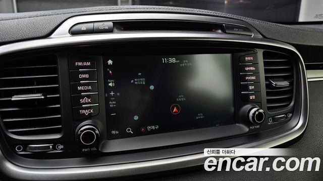 Kia Sorento 2016 — photo 19