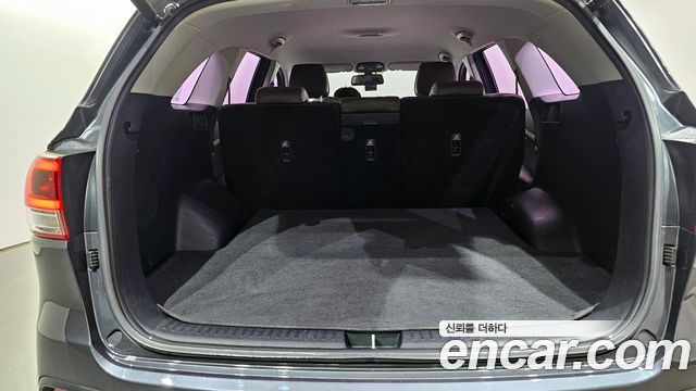 Kia Sorento 2016 — photo 24