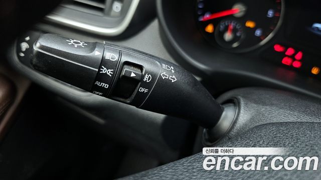 Kia Sorento 2016 — photo 29
