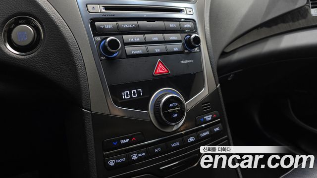 Hyundai Grandeur 2016 — photo 17