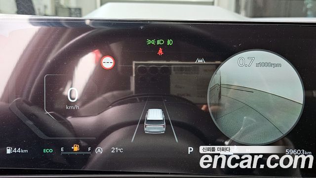 Kia Canival 2025 — photo 11