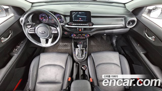 Kia K3 2019 — photo 10