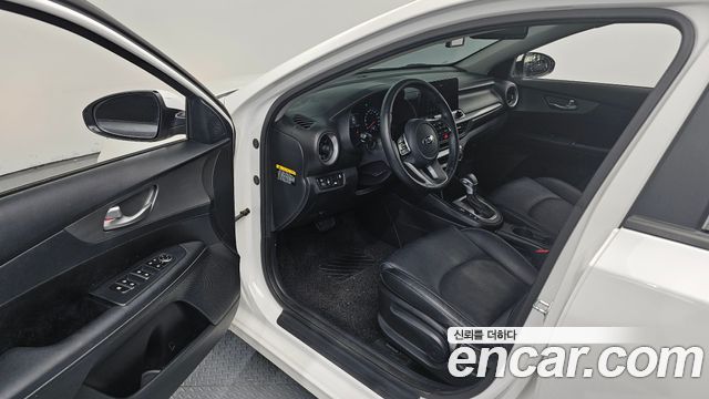 Kia K3 2019 — photo 13