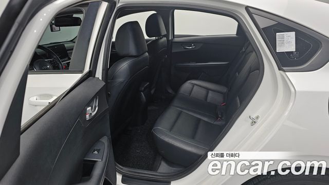 Kia K3 2019 — photo 18