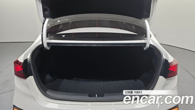Kia K3 2019 — photo 22