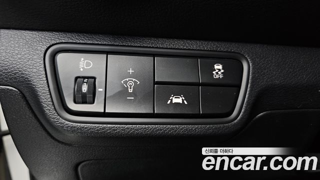 Kia K3 2019 — photo 25