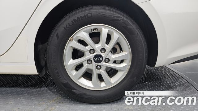 Kia K3 2019 — photo 7