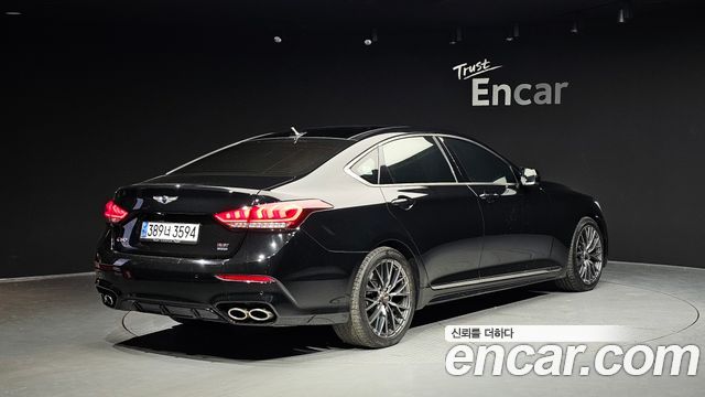 Genesis G80 2017 — photo 2