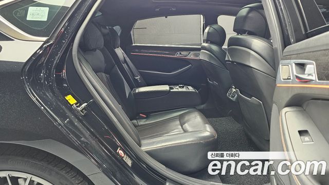 Genesis G80 2017 — photo 11