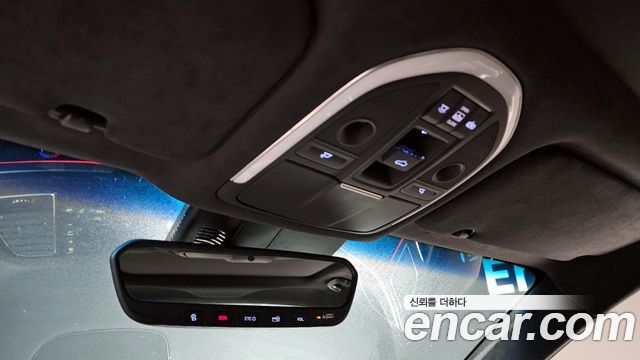 Genesis G80 2017 — photo 13