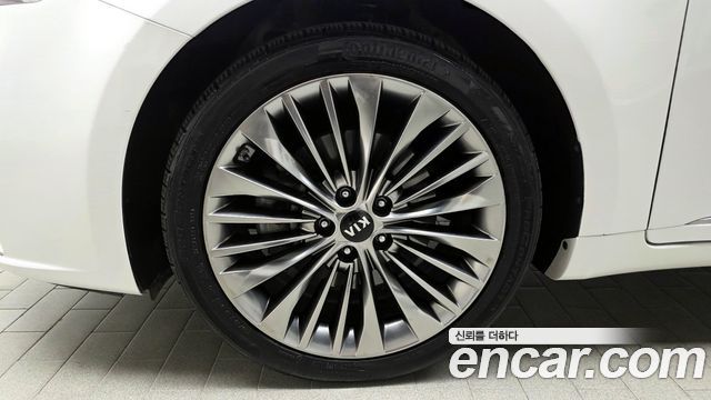 Kia K7 2016 — photo 5