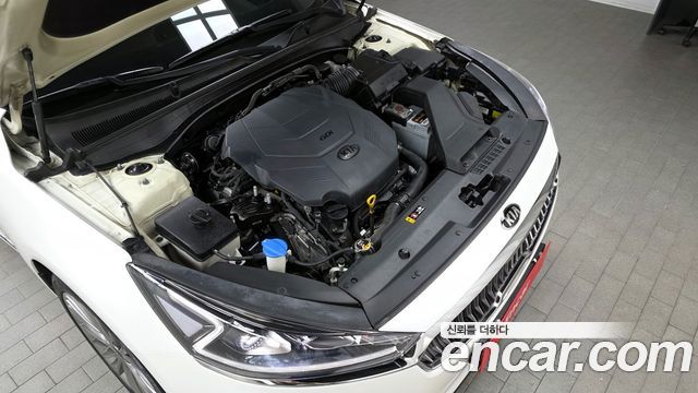 Kia K7 2016 — photo 6
