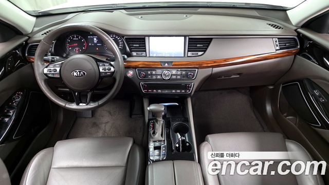 Kia K7 2016 — photo 10