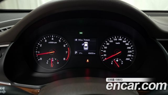Kia K7 2016 — photo 11