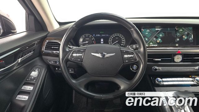 Genesis G90 2019 — photo 19