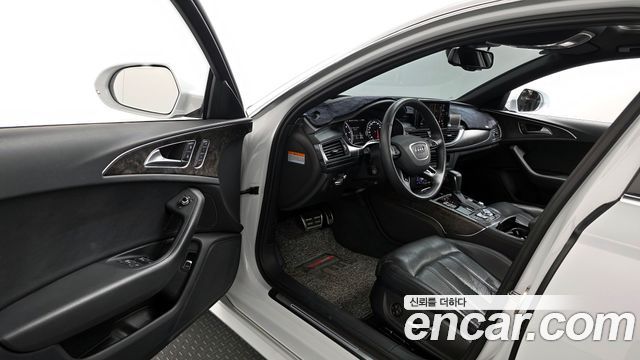 Audi A6 2018 — photo 13