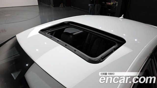 Audi A6 2018 — photo 21