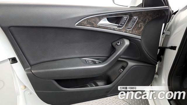 Audi A6 2018 — photo 14