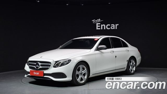 Mercedes-Benz E-Class 2018 — photo 1