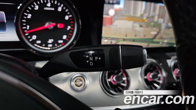 Mercedes-Benz E-Class 2018 — photo 9