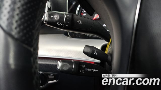 Mercedes-Benz E-Class 2018 — photo 16