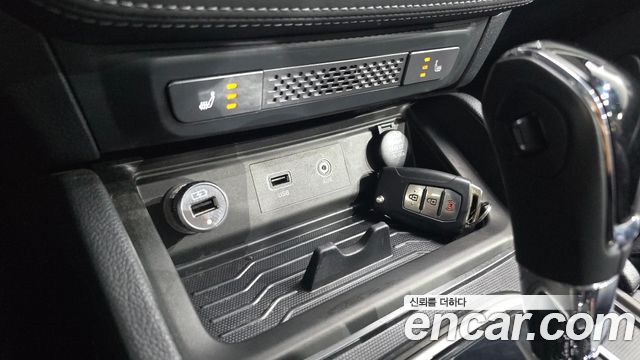 KG Mobility Rexton 2019 — photo 28