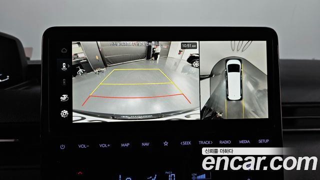 Hyundai Staria 2025 — photo 20