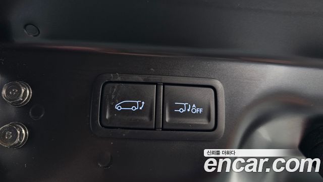Hyundai Staria 2025 — photo 22