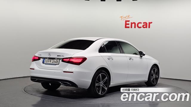 Mercedes-Benz A-Class 2024 — photo 2
