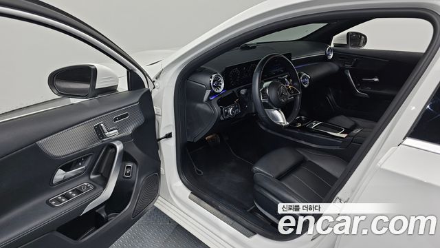 Mercedes-Benz A-Class 2024 — photo 13