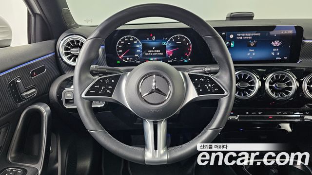 Mercedes-Benz A-Class 2024 — photo 19