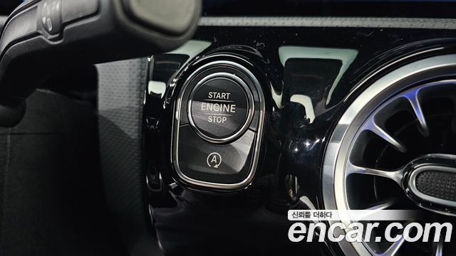 Mercedes-Benz A-Class 2024 — photo 29