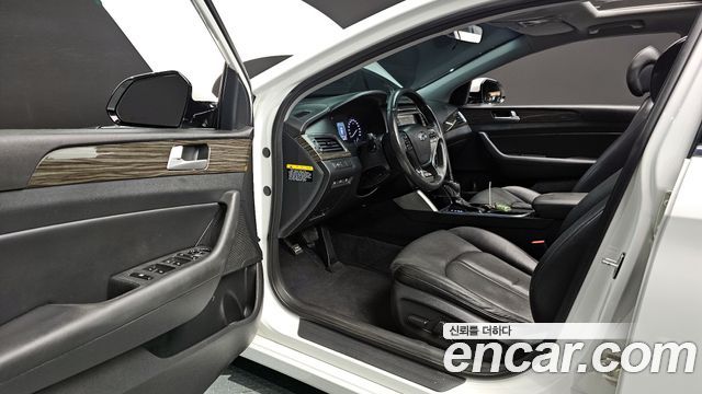 Hyundai Sonata 2015 — photo 10
