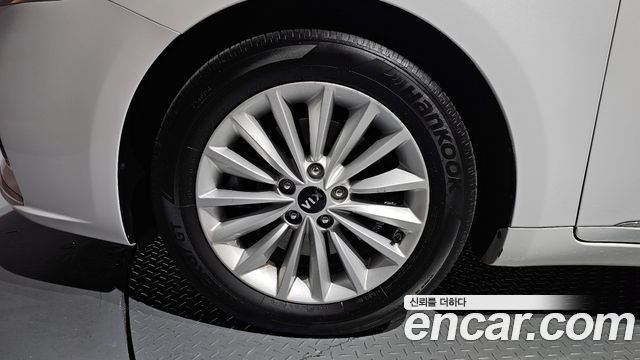 Kia K7 2016 — photo 5